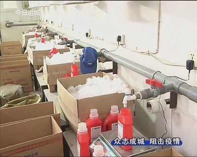 開足馬力 保障物資——朱鵬調(diào)研防疫企業(yè)生產(chǎn)情況